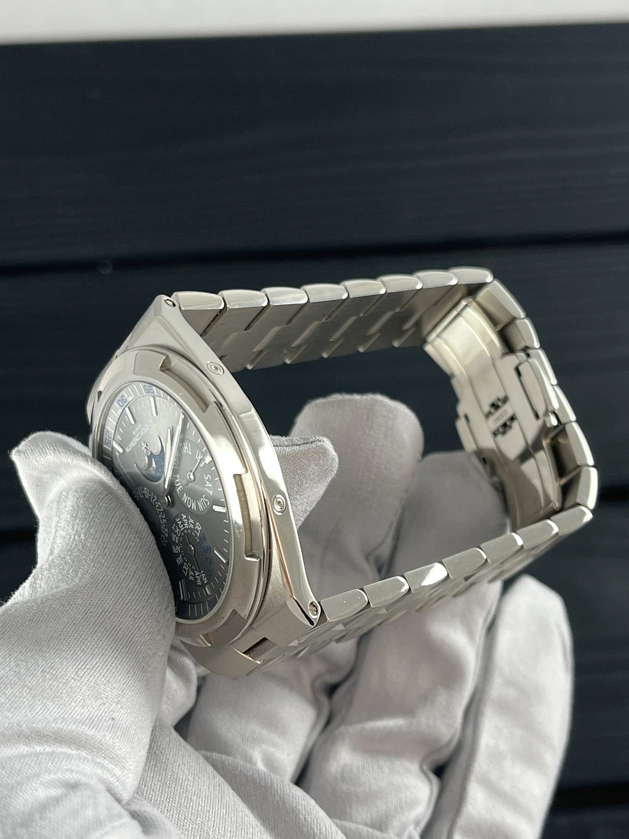 Купить копии элитных часов  Vacheron Constantin Overseas Ultra-Thin Perpetual Calendar 41.5mm 4300v/120g-b102: в наличии!
