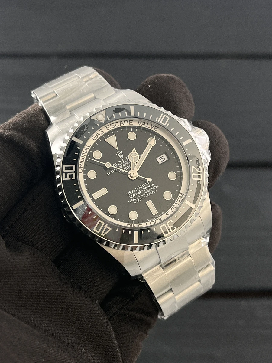 Купить копии элитных часов  Rolex Deepsea 44mm Steel 136660: в наличии!