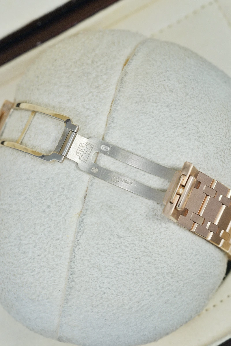 Купить копии элитных часов  Audemars Piguet Royal Oak Rose Gold 36mm White Dial 14790OR.OO.0789OR.01: в наличии!