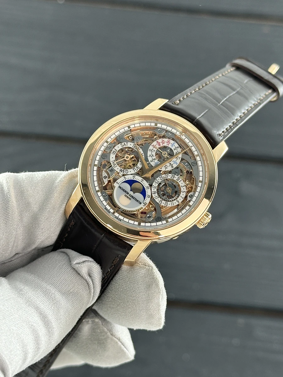 Купить копии элитных часов  Vacheron Constantin Vacheron Constantin Traditionnelle Perpetual Calendar Openworked 43172/000R-9241: в наличии!