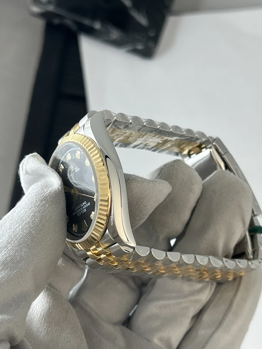 Купить копии элитных часов  Rolex Oyster Perpetual Datejust 36 mm Oystersteel and Yellow Gold 126233-0021: в наличии!