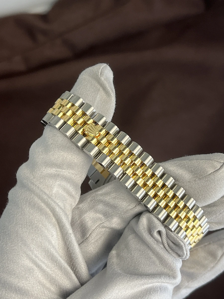 Купить копии элитных часов  Rolex Datejust Datejust 31mm Steel and Yellow Gold 278383RBR: в наличии!