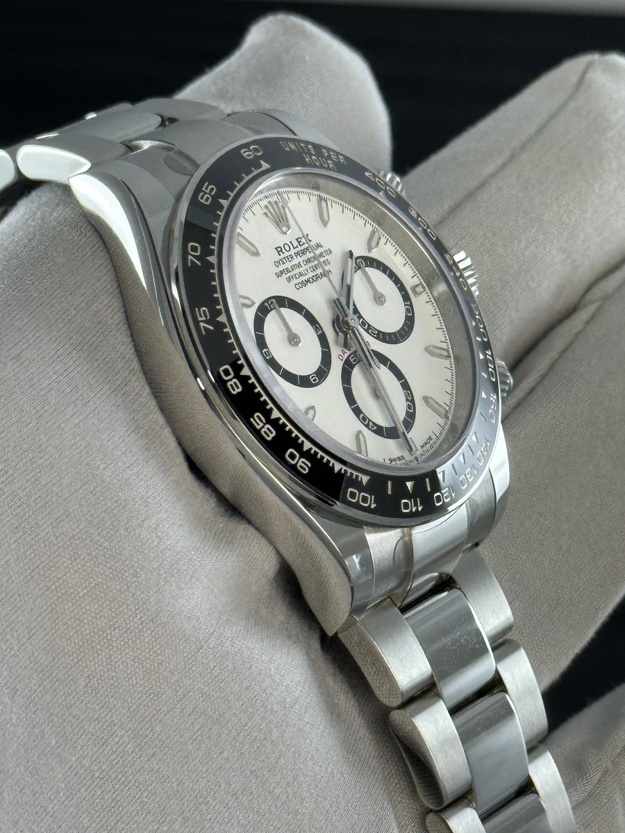 Купить копии элитных часов  Rolex Cosmograph Daytona 126500LN: в наличии!