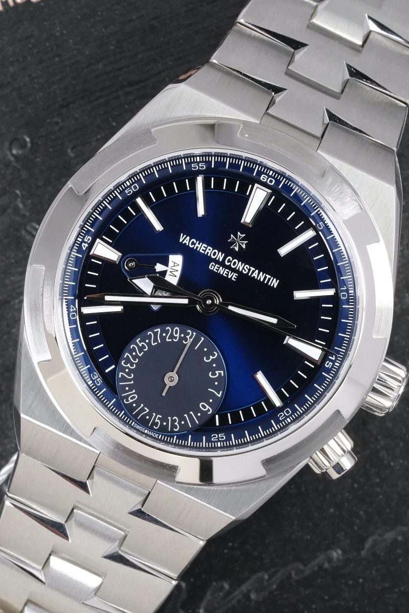 Купить копии элитных часов  Vacheron Constantin Overseas Dual Time Blue Dial 7920V/210A-B334: в наличии!