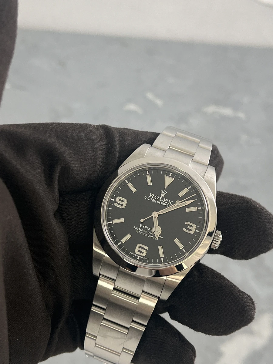 Купить копии элитных часов  Rolex Explorer Steel 39 mm 214270: в наличии!