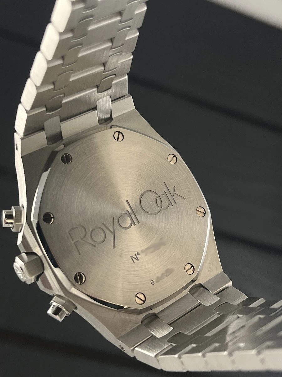 Купить копии элитных часов  Audemars Piguet Royal Oak Chronograph 39 mm Brown Dial 26300ST.00.1110ST.08: в наличии!