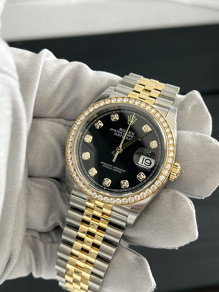Купить копии элитных часов  Rolex Datejust 36mm Oystersteel Yellow Gold and Diamonds Black Dial 126283RBR: в наличии!