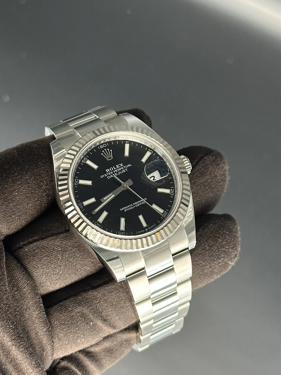 Купить копии элитных часов  Rolex Datejust 41mm Black Dial 126334: в наличии!
