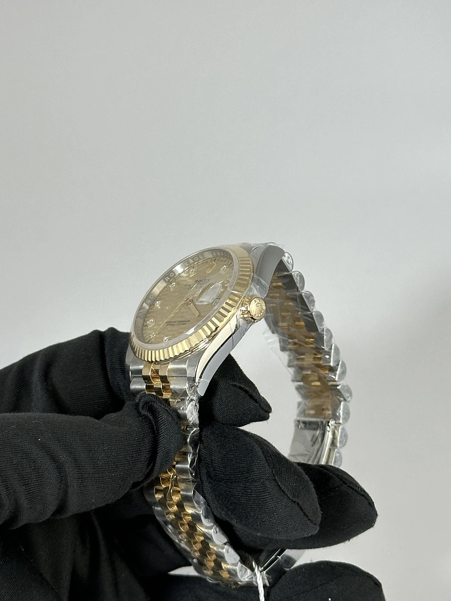 Купить копии элитных часов  Rolex Datejust 36mm Steel &amp; Yellow Gold Motif Dial Diamond Index 126233: в наличии!