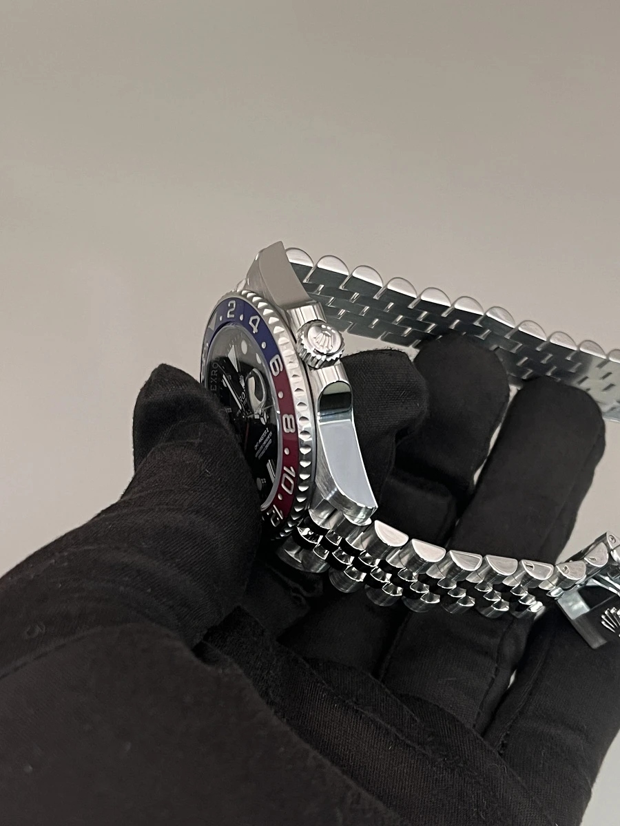 Купить копии элитных часов  Rolex GMT-MASTER II Pepsi 126710BLRO : в наличии!