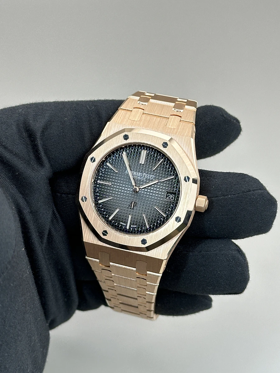 Купить копии элитных часов  Audemars Piguet Royal Oak "Jumbo" Rose Gold Extra-Thin "50th Anniversary" Юбилейные 16202ST.OO.1240ST.01: в наличии!