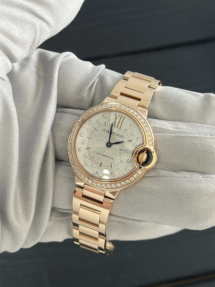 Купить копии элитных часов  Cartier BALLON BLEU DE CARTIER WATCH  33 MM AUTOMATIC WJBB0082: в наличии!