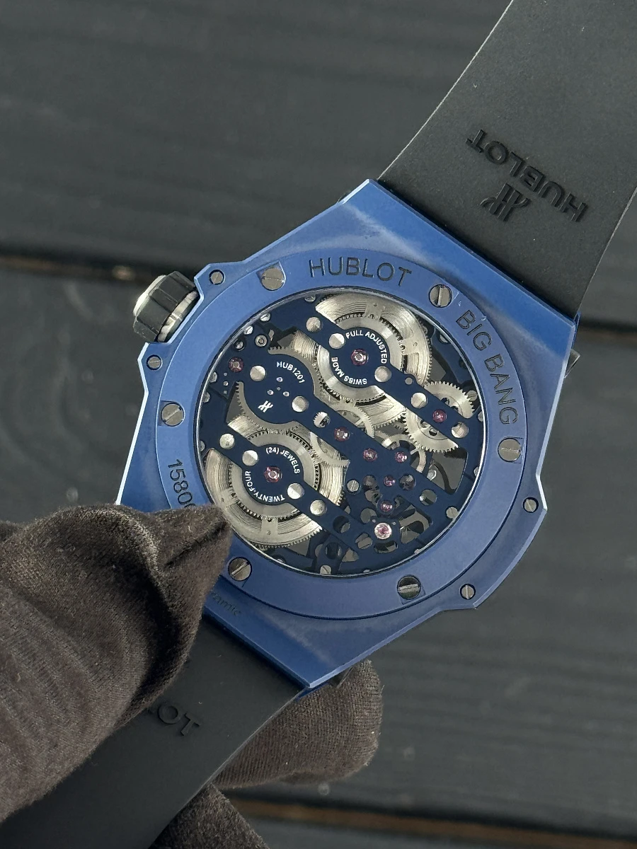 Купить копии элитных часов  Hublot BIG BANG MECA-10 CERAMIC BLUE 414.EX.5123.RX: в наличии!