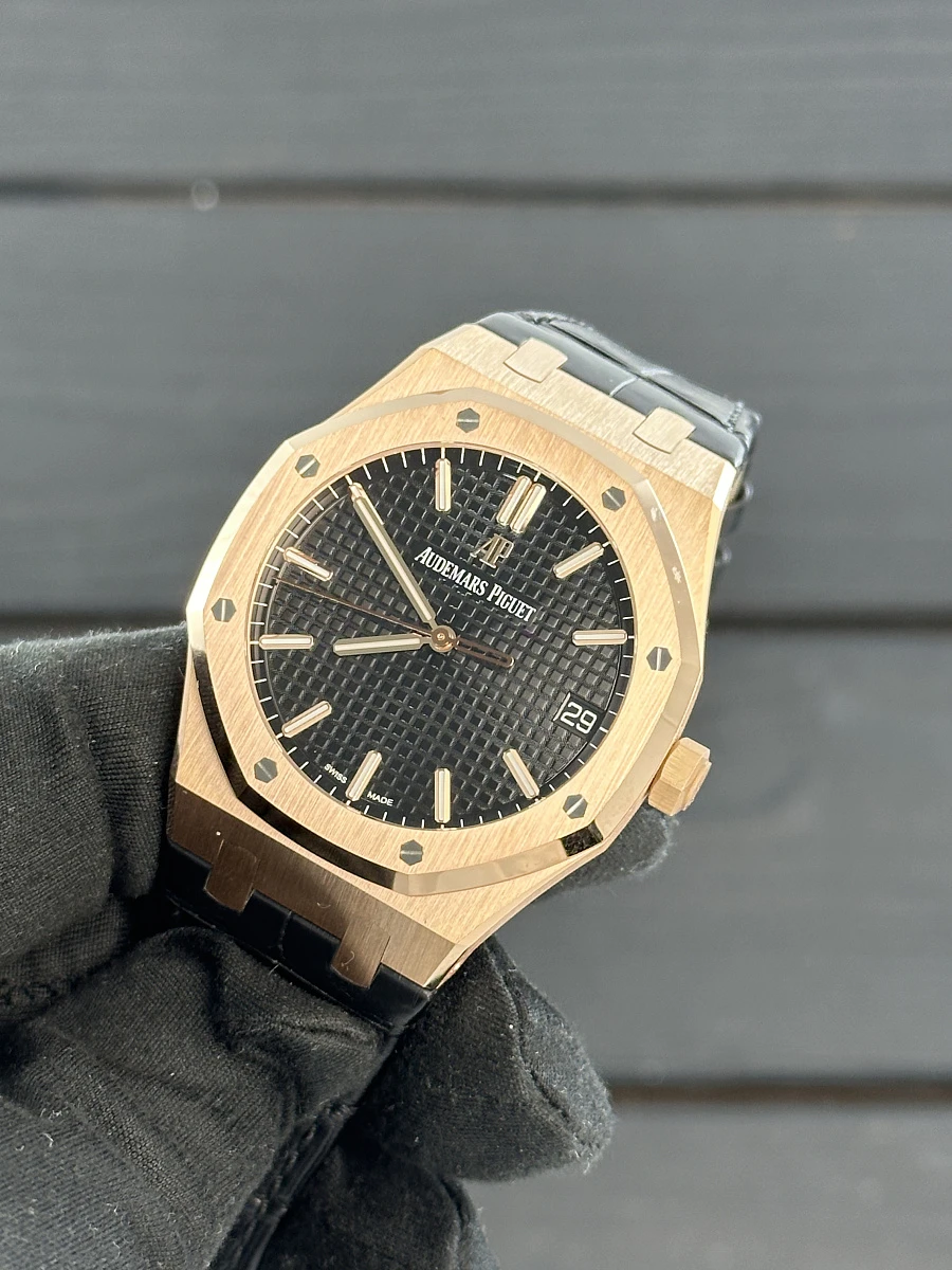 Купить копии элитных часов  Audemars Piguet Royal Oak Selfwinding Rose Gold Black Dial 15510OR.OO.D002CR.02: в наличии!