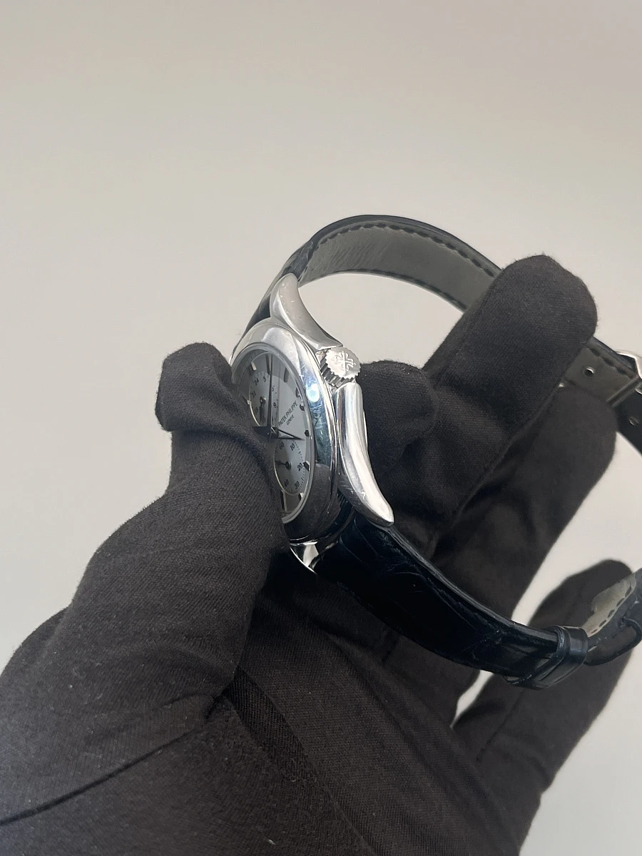 Купить копии элитных часов  Patek Philippe Calatrava Travel Time White Gold 5134G: в наличии!