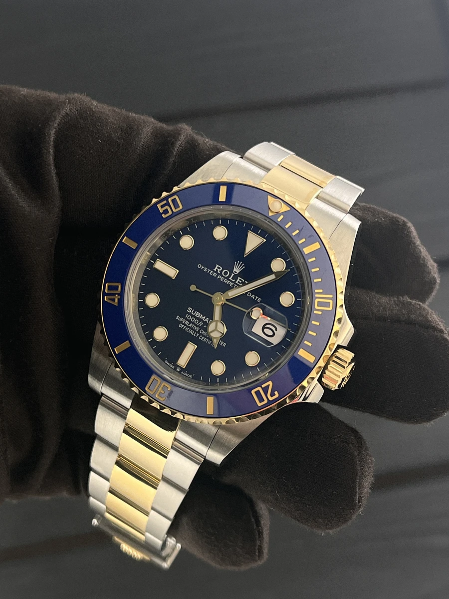 Купить копии элитных часов  Rolex Submariner Steel &amp; Yellow Gold 41mm 126613LB: в наличии!