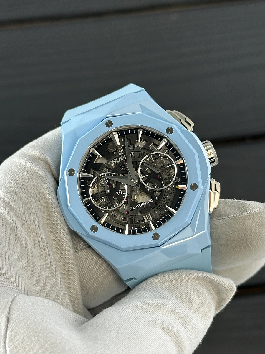Купить копии элитных часов  Hublot Classic Fusion Aerofusion Chronograph Orlinski Sky Blue Ceramic 525.ES.0170.RX.ORL22: в наличии!