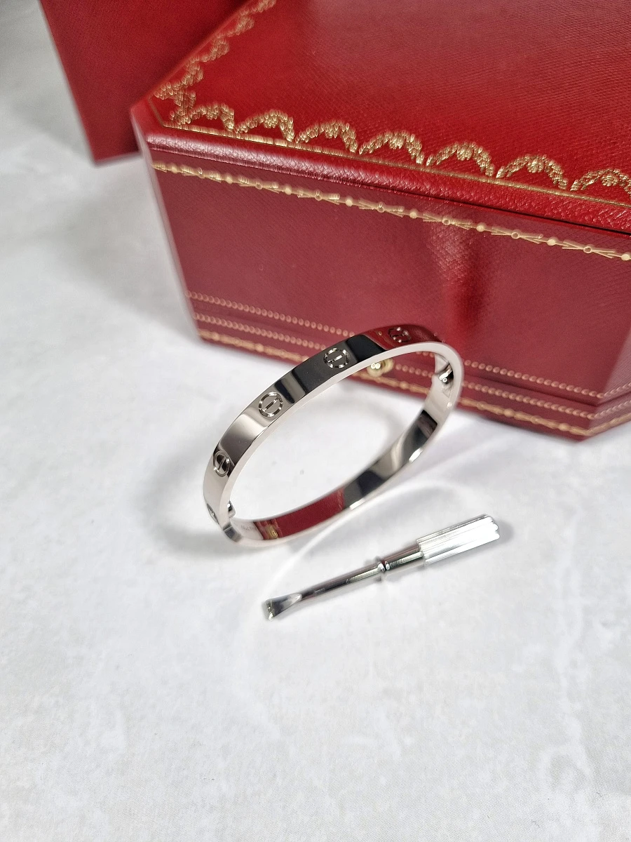 Купить украшение Cartier Браслет LOVE BRACELET B6067617 B6067617: в наличии в Москве!
