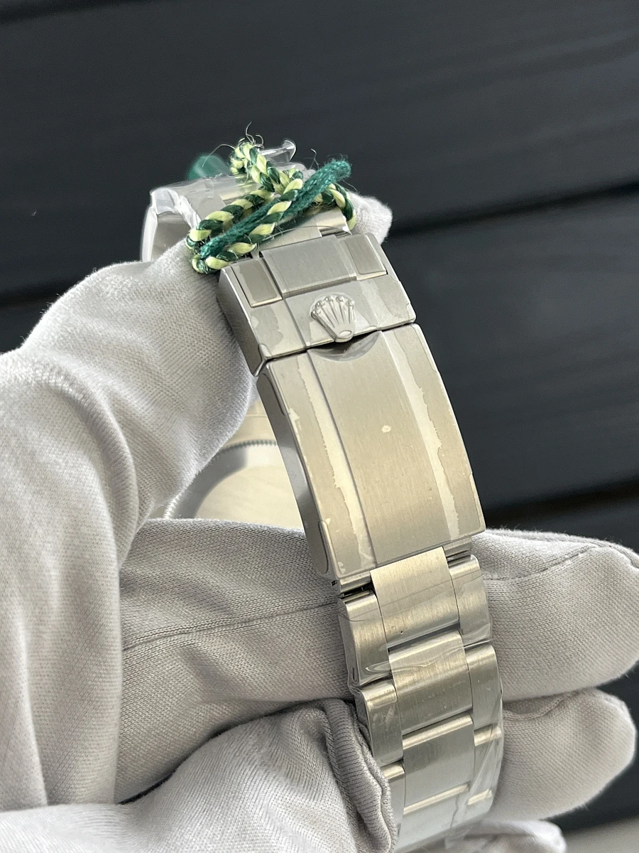 Купить копии элитных часов  Rolex Oyster Perpetual Air King 126900: в наличии!