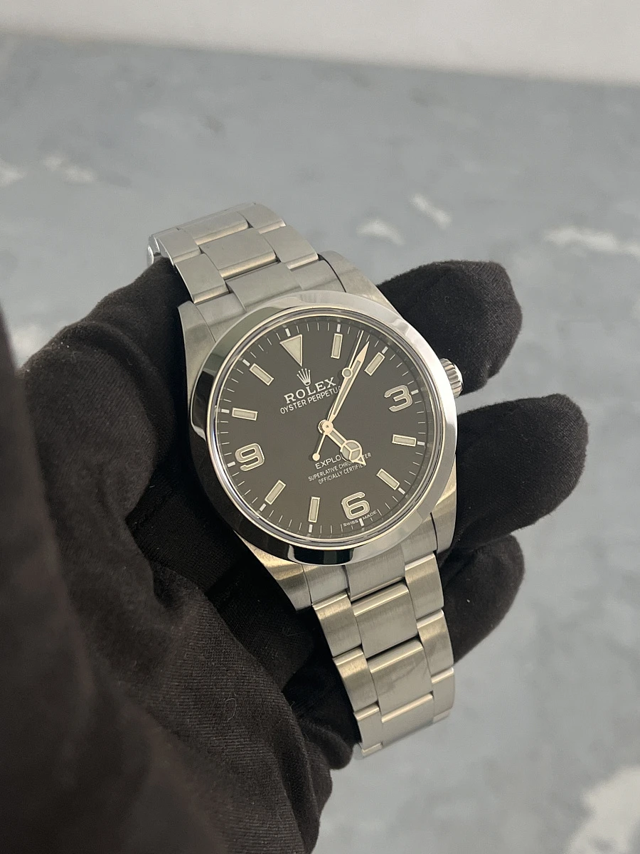 Купить копии элитных часов  Rolex Explorer Steel 39 mm 214270: в наличии!