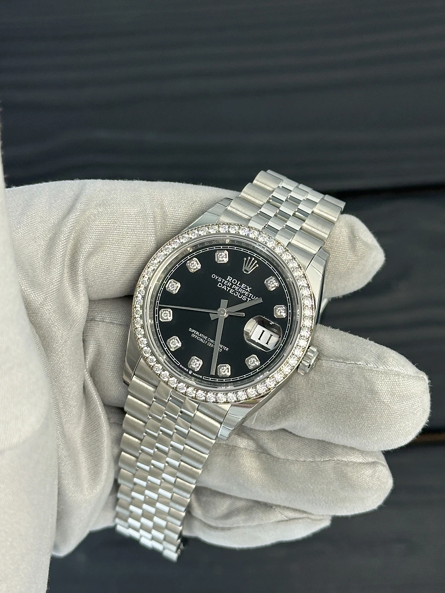Купить копии элитных часов  Rolex OYSTER PERPETUAL DATEJUST 36 Diamonds Bezel Black Dial 126284RBR: в наличии!