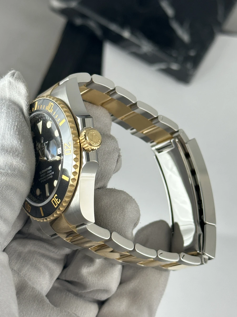 Купить копии элитных часов  Rolex Submariner 41 mm Oystersteel and Yellow Gold 126613LN: в наличии!