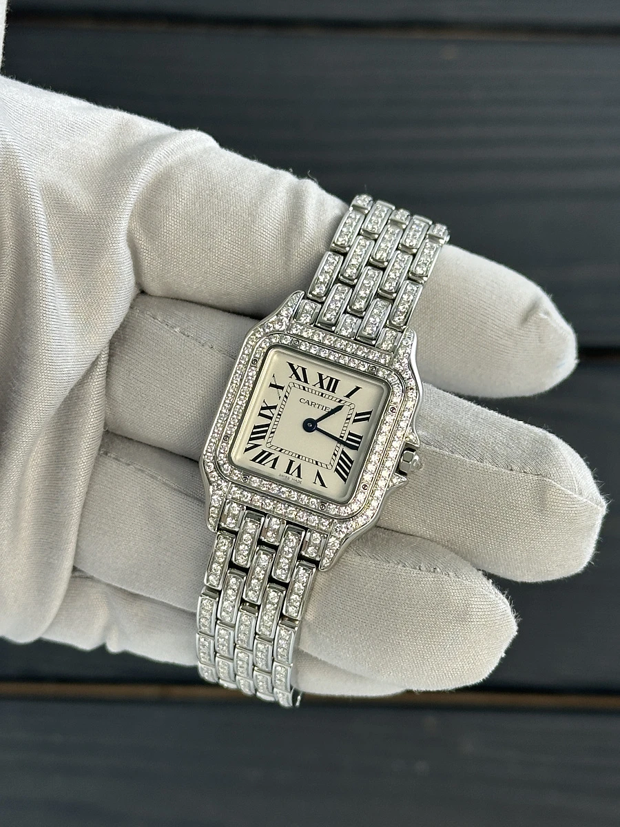 Купить копии элитных часов  Cartier Medium Panthere de Cartier Custom Diamonds Full Pave WSPN0007 FIX: в наличии!