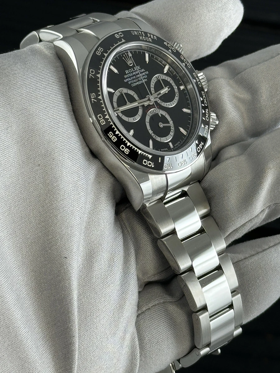Купить копии элитных часов  Rolex Cosmograph Daytona Oyster, 40 mm, Oystersteel 126500LN: в наличии!