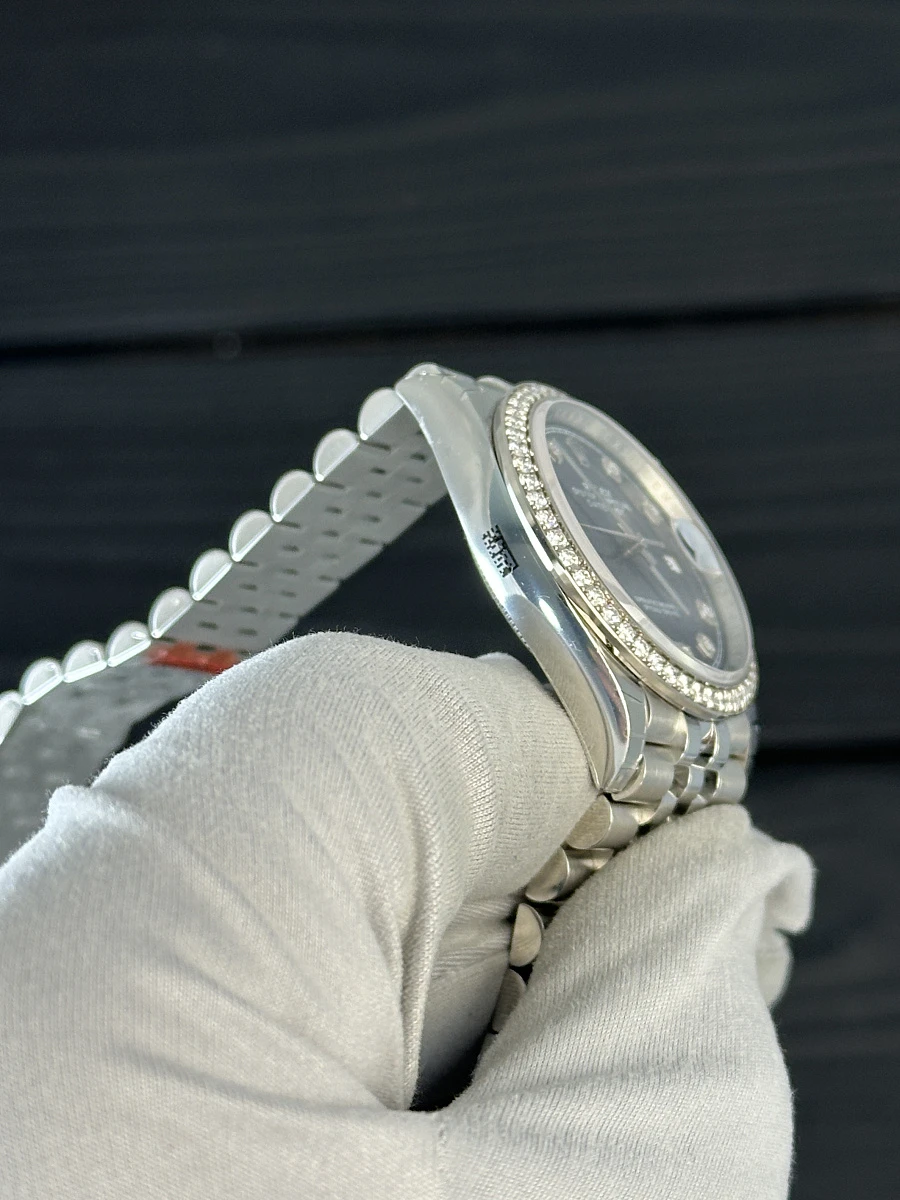 Купить копии элитных часов  Rolex OYSTER PERPETUAL DATEJUST 36 Diamonds Bezel Blue Dial 126284RBR: в наличии!