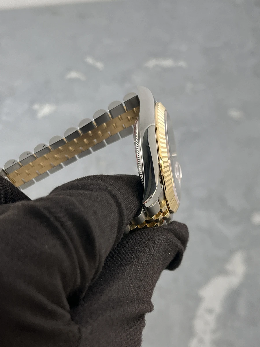 Купить копии элитных часов  Rolex Oyster Perpetual Datejust II Steel and Yellow Gold 126333: в наличии!