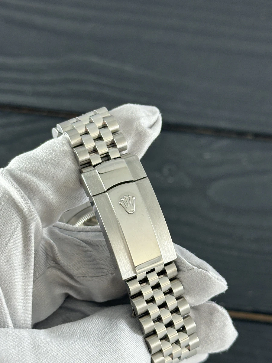 Купить копии элитных часов  Rolex Datejust 36mm Steel &amp; White Gold Blue Fluted Motif Dial Diamonds 126234: в наличии!