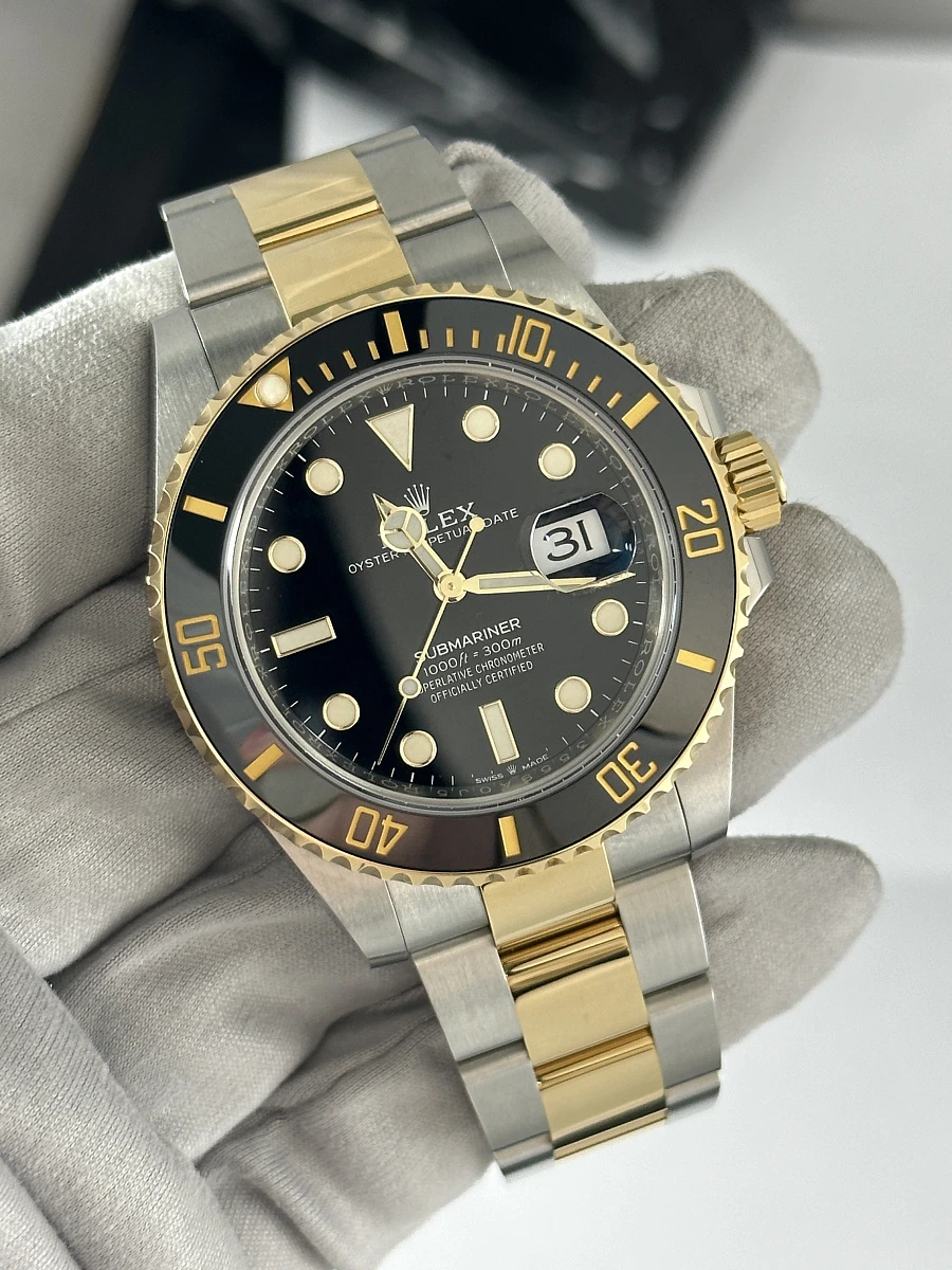 Купить копии элитных часов  Rolex Submariner 41 mm Oystersteel and Yellow Gold 126613LN: в наличии!
