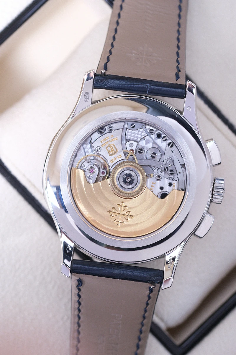 Купить копии элитных часов  Patek Philippe Annual Calendar Chronograph 5905P-001: в наличии!