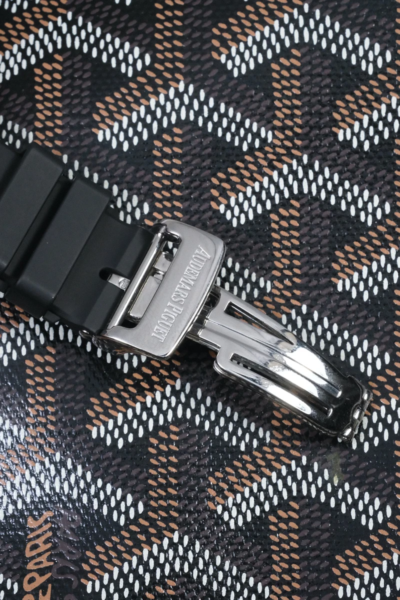 Купить копии элитных часов  Audemars Piguet City of Sails Royal Oak Chronograph LIMITED EDITION 25979ST.O.0002CA.01    : в наличии!