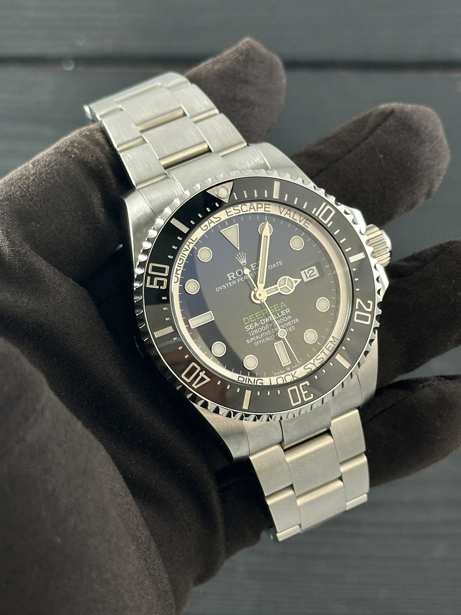 Купить копии элитных часов  Rolex Deepsea 44mm Steel 136660-0003: в наличии!