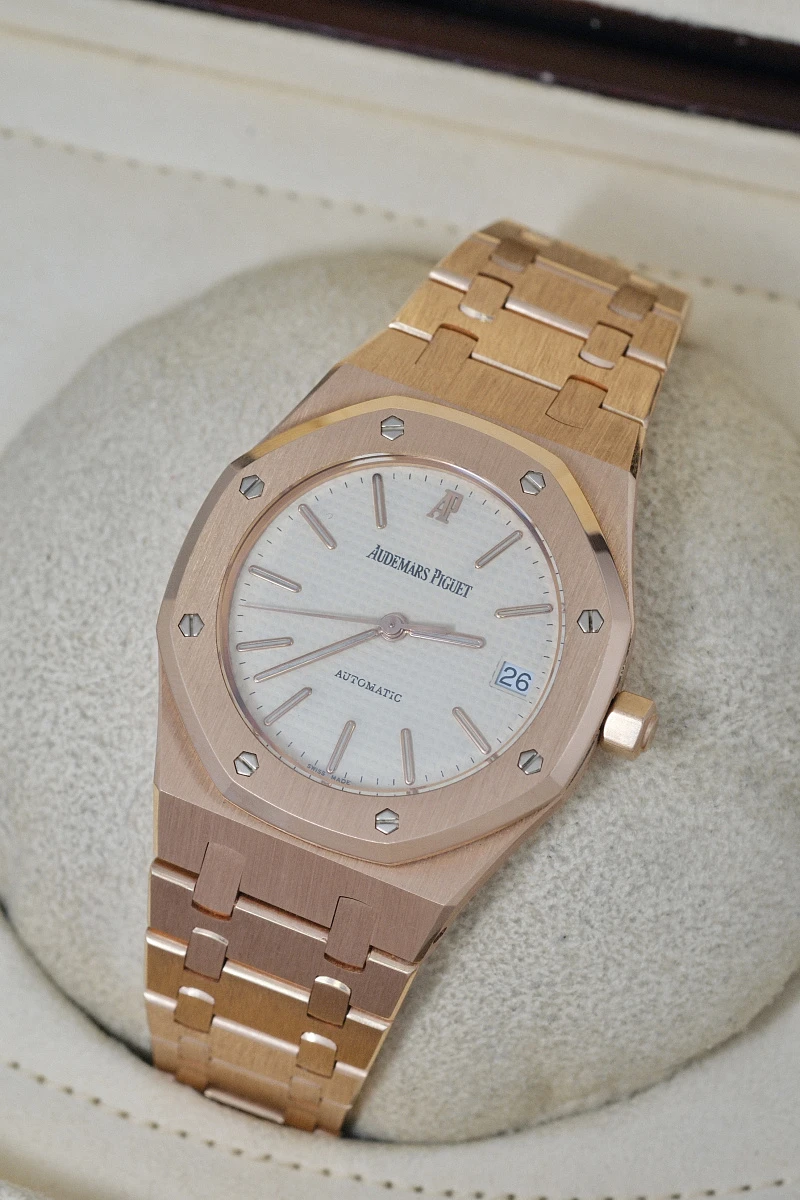 Купить копии элитных часов  Audemars Piguet Royal Oak Rose Gold 36mm White Dial 14790OR.OO.0789OR.01: в наличии!